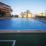 아파트 With A Large Sunny Balcony And A Swimmig Pool 또레비에하